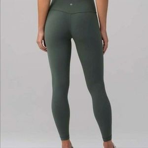 Lululemon Align 7/8 legging Dark Forest Size 4